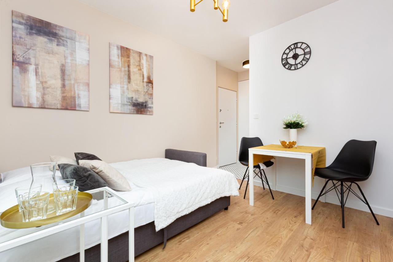 Mokotow Business Center Apartments By Noclegi Renters Varsóvia Exterior foto